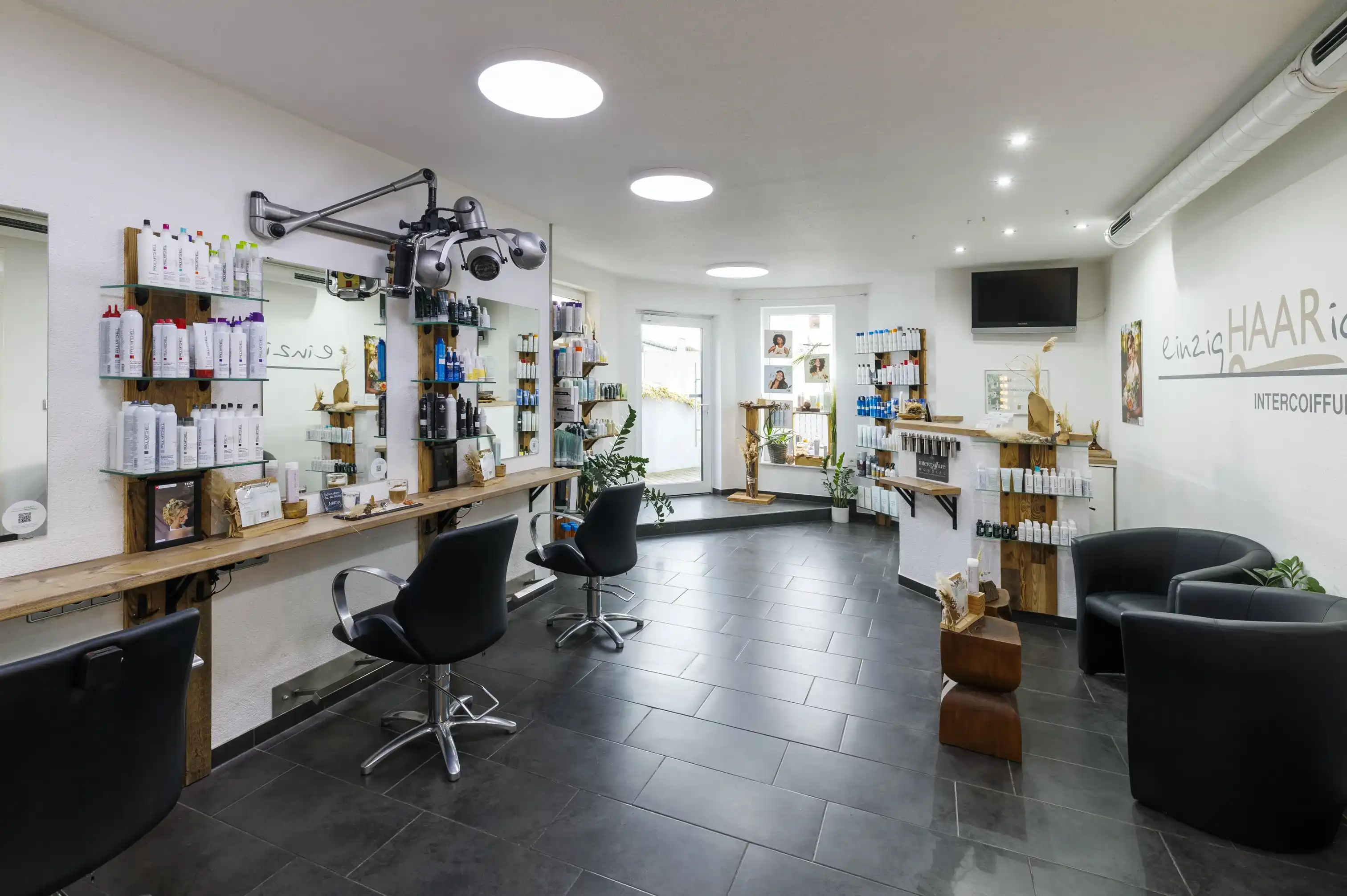 Salon Slider 6